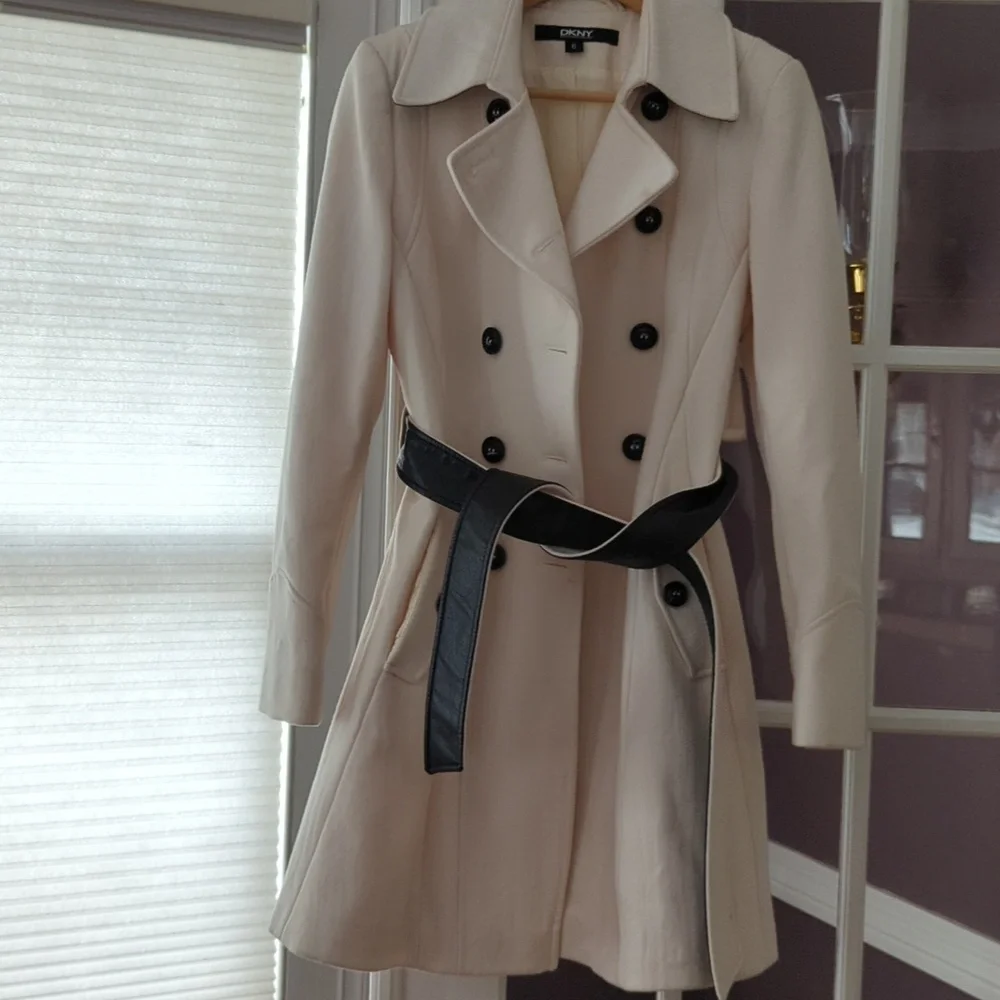 Vintage DKNY white with black and white belt peacoat size 6 - Picture 5 of 15